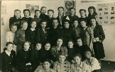 Выпускницы женской школы № 9