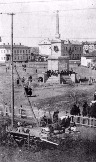 Вид на памятник В. И. Ленину и ул. Покровскую.jpg