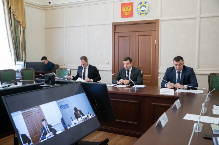 В Правительстве КЧР обсудили увеличение объемов поставок газа на курорты республики