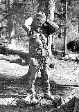 Жора Пустоветов готовится к выходу в Майскую, осень 1977г