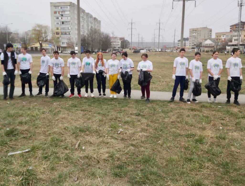 Более полусотни мешков мусора собрали участник первого плоггинг - забега в Карачаево-Черкесии
